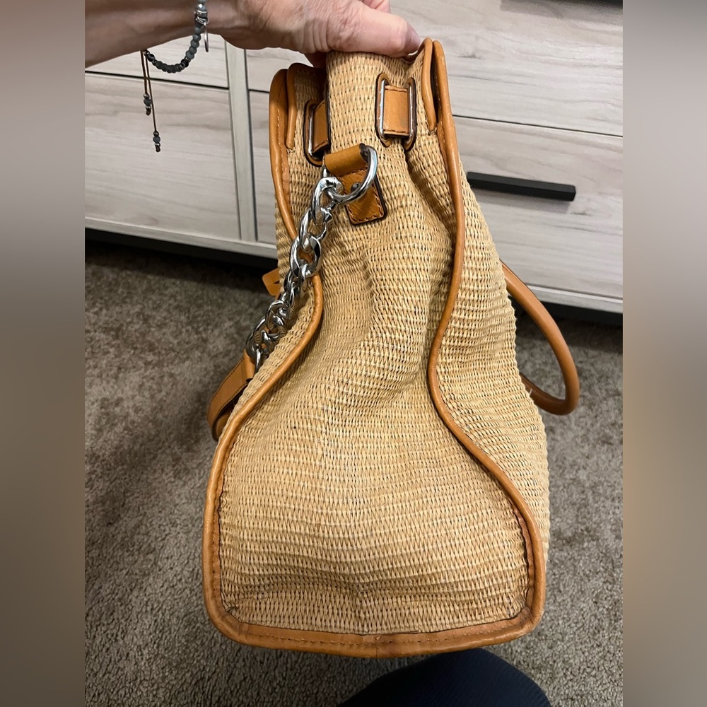 Vintage Michael Kors Large Hamilton Tan Woven Bag Purse Tote Silver hardware - Picture 5 of 15